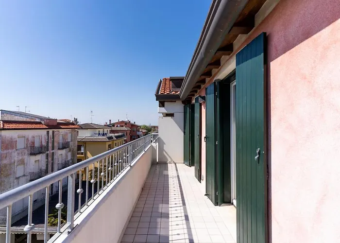 Maestrale Canova Apartments
